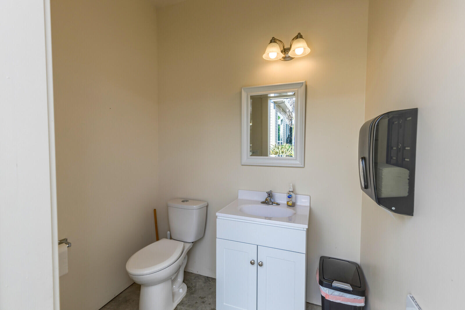 4793 Grant Road Central Point, OR 97502 - Photo 85 of 99 115_GR_115_mls