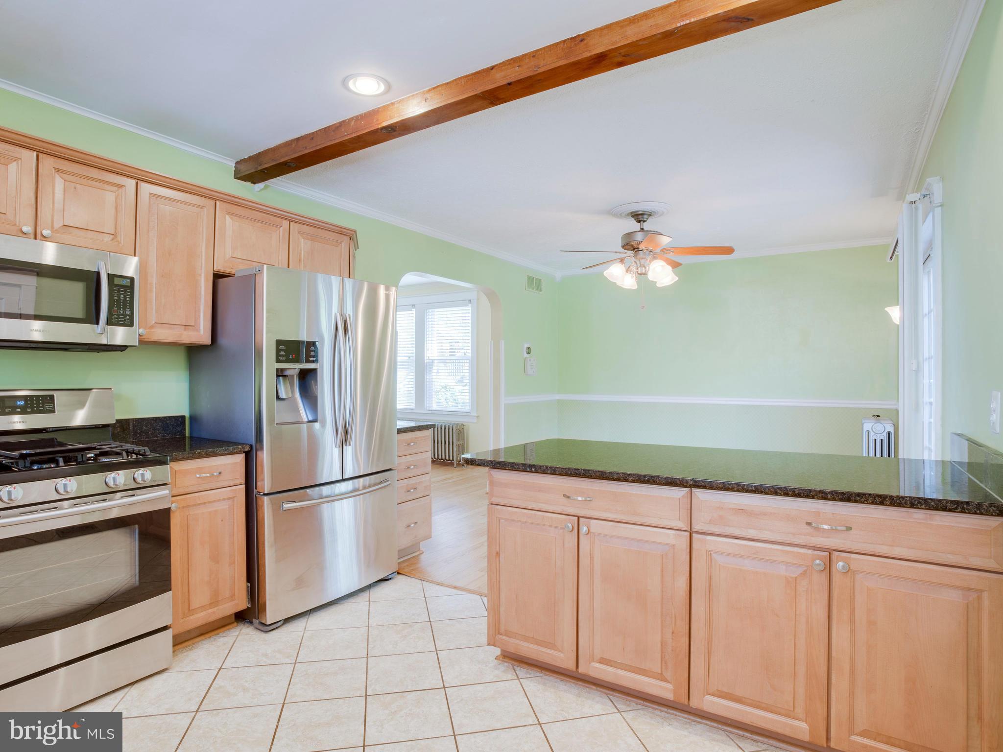 712 South Camp Meade Road Linthicum, MD 21090 - Photo 15 of 30 Kitchen