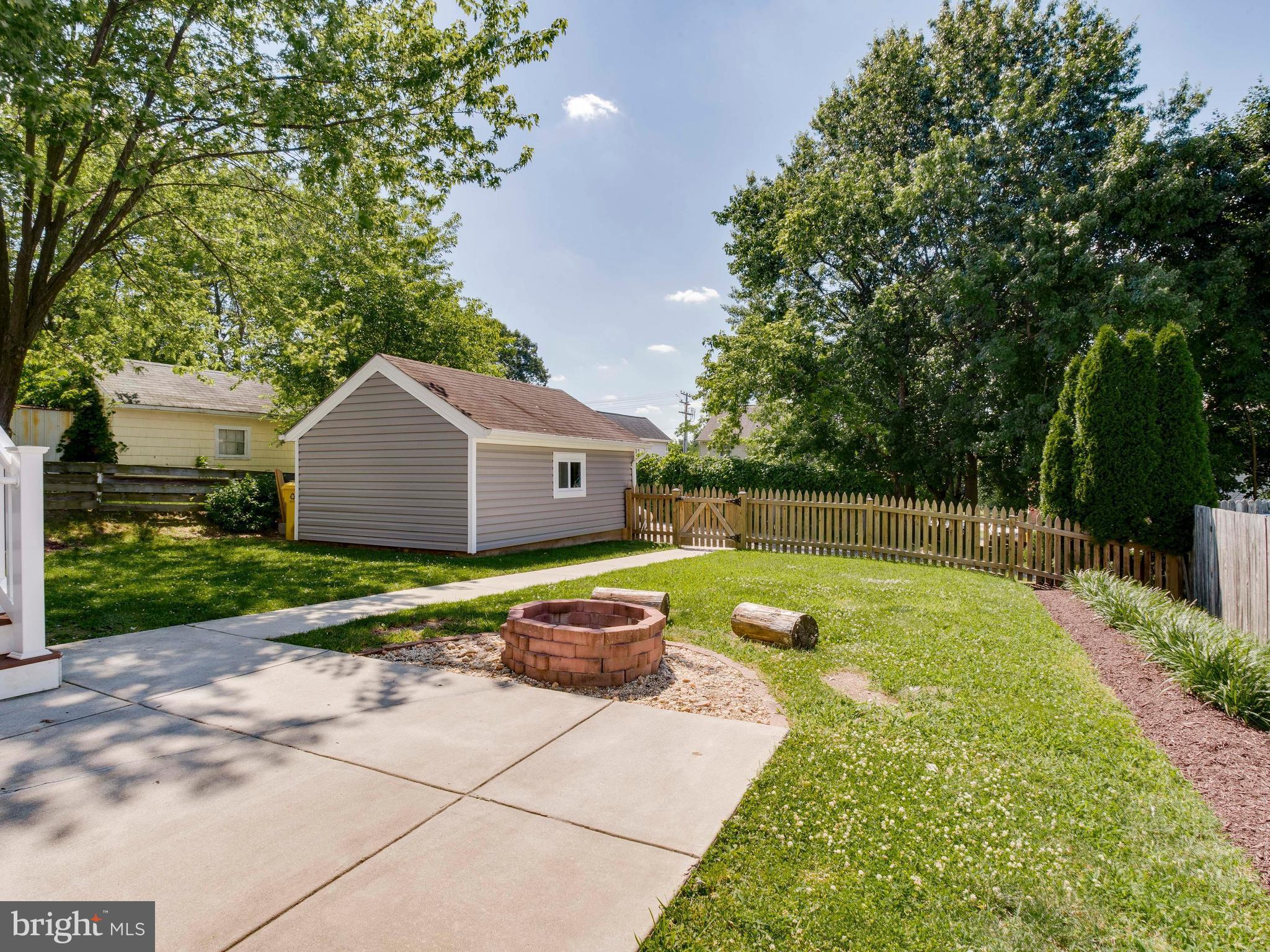 712 South Camp Meade Road Linthicum, MD 21090 - Photo 29 of 30 Exterior (Rear)