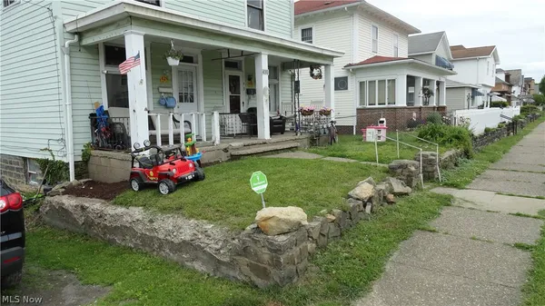 $98,900 | 428-430 Grant Street, Newell, WV 26050