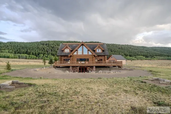 $1,970,000 | 3745 Fisher Pointe Drive, Island Park, ID 83429