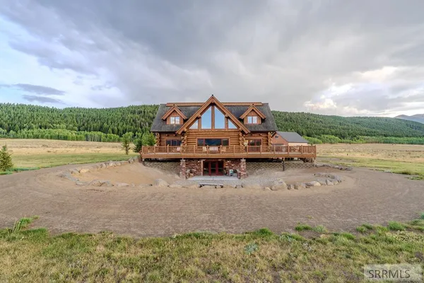 $1,970,000 | 3745 Fisher Pointe Drive, Island Park, ID 83429