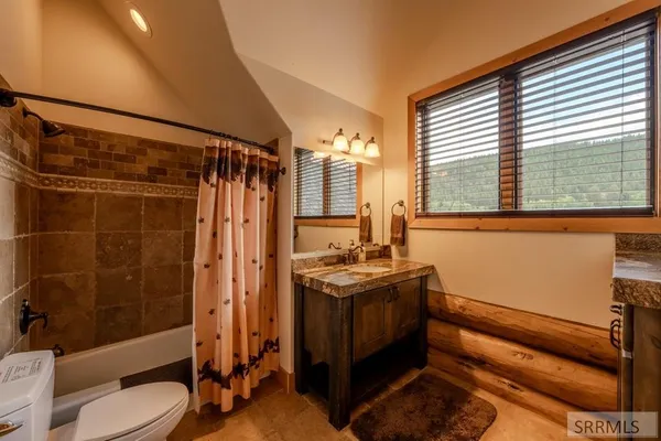 $1,970,000 | 3745 Fisher Pointe Drive, Island Park, ID 83429