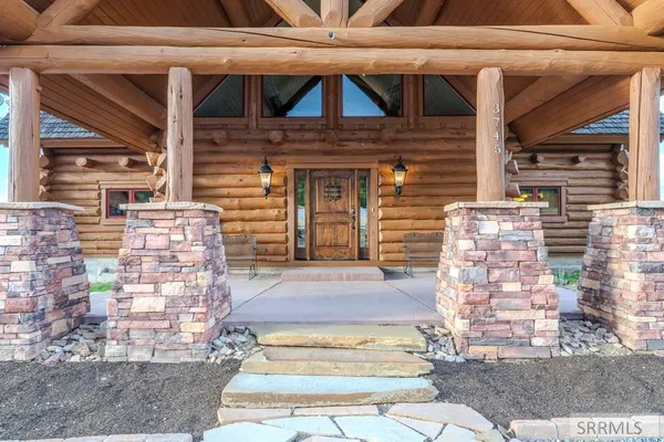 $1,970,000 | 3745 Fisher Pointe Drive, Island Park, ID 83429