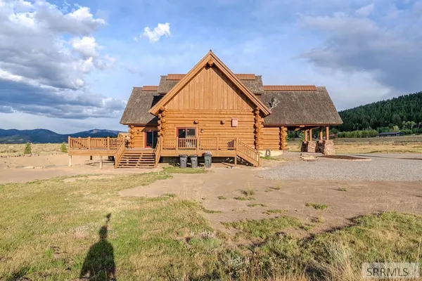 $1,970,000 | 3745 Fisher Pointe Drive, Island Park, ID 83429