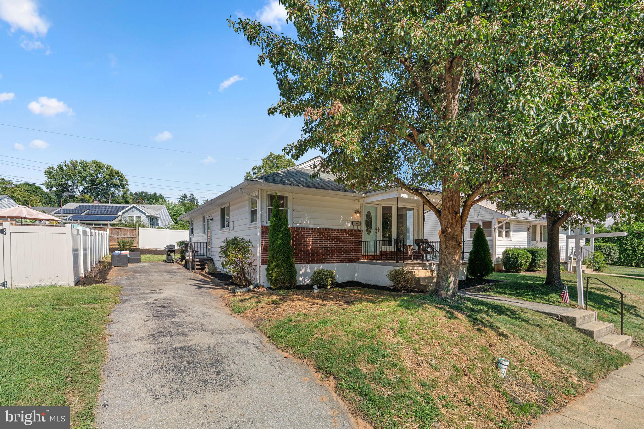 1222 Brandford Road Catonsville, MD 21228 - Photo 3 of 49 ?