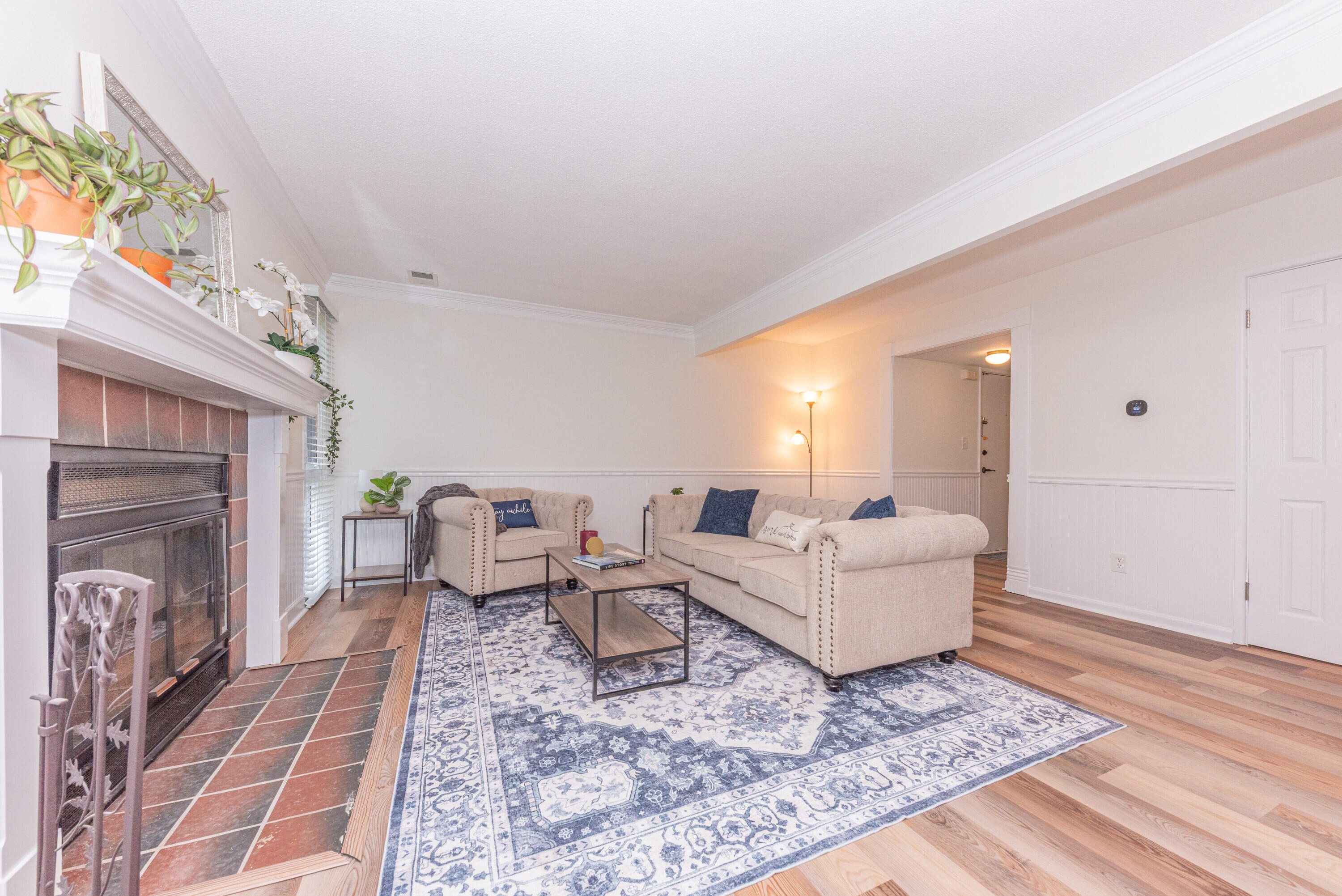 2407 Packard Road, Unit 43E Ann Arbor, MI 48104 - Photo 1 of 15 010_49