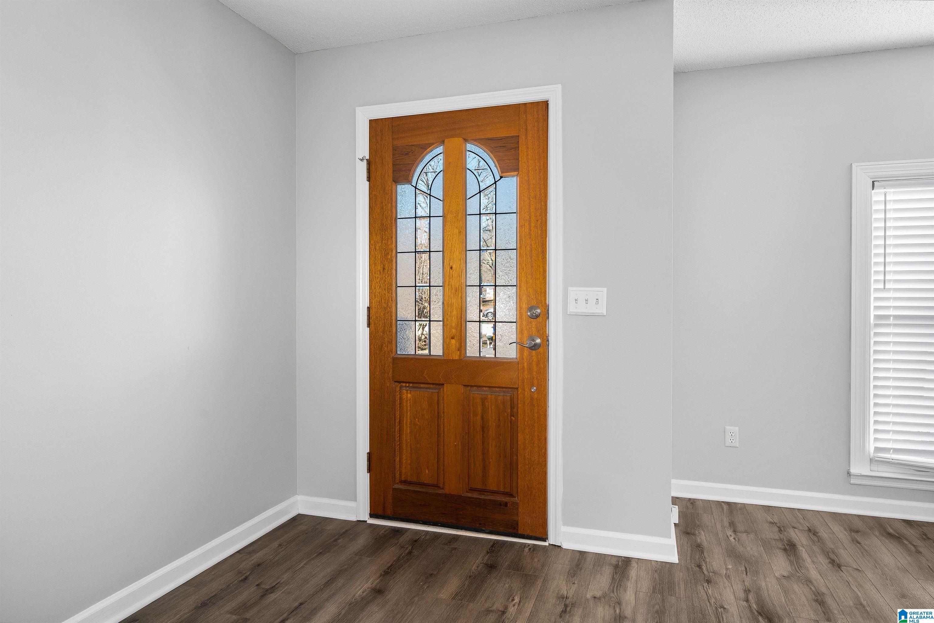 295 Murray Street Gardendale, AL 35071 - Photo 5 of 25
