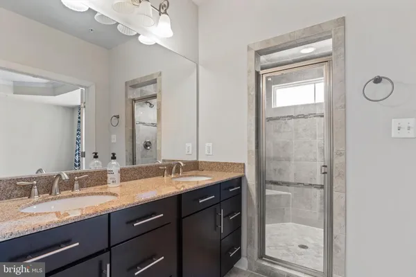 $4,295 | 44711 Plympton Square, Ashburn, VA 20147