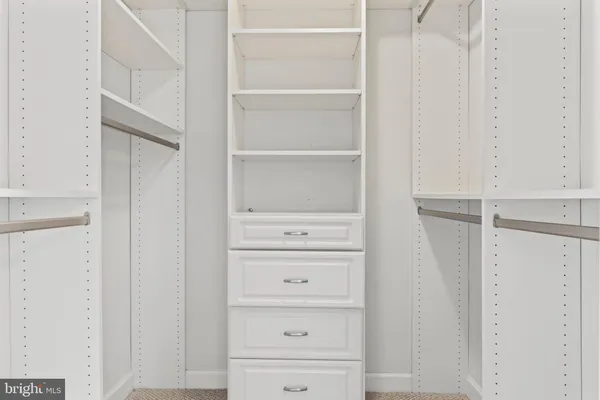 $4,295 | 44711 Plympton Square, Ashburn, VA 20147