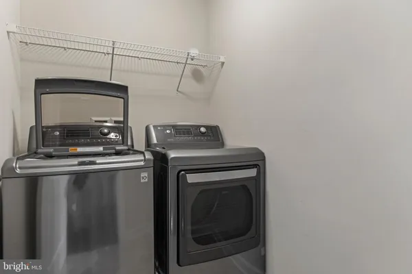 $4,295 | 44711 Plympton Square, Ashburn, VA 20147