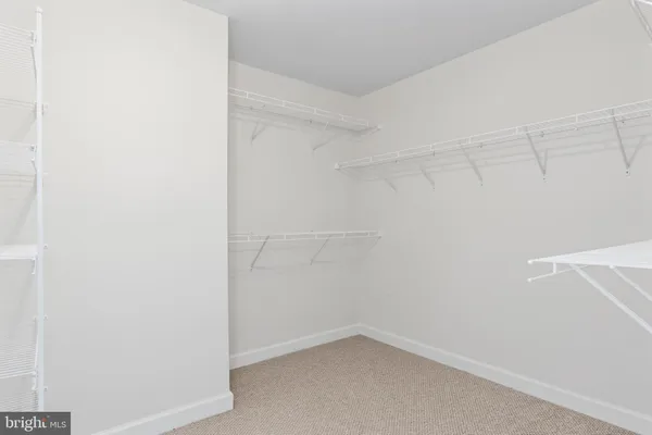 $4,295 | 44711 Plympton Square, Ashburn, VA 20147