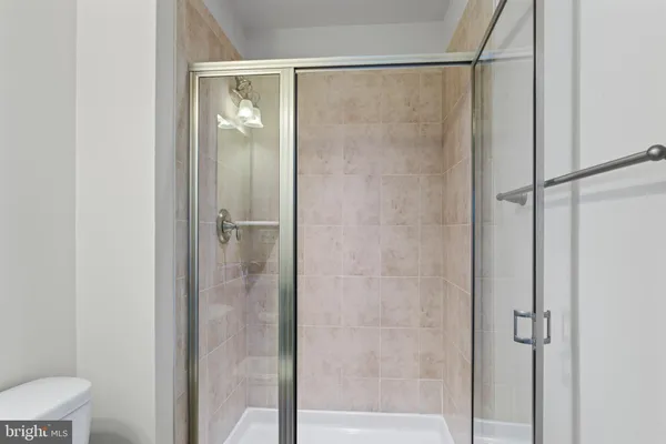 $4,295 | 44711 Plympton Square, Ashburn, VA 20147