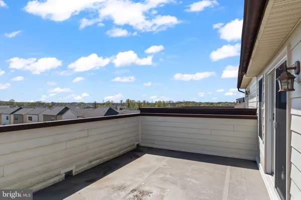 $4,295 | 44711 Plympton Square, Ashburn, VA 20147