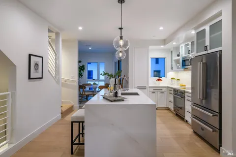 $799,000 | 1112 Foster Road, Napa, CA 94558