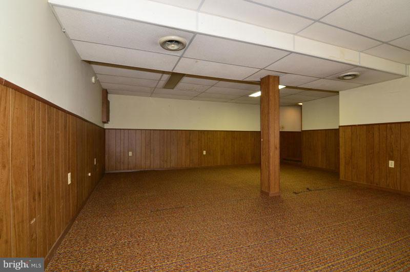 8463 Thames Street Springfield, VA 22151 - Photo 22 of 29 Family Room - Lower Level