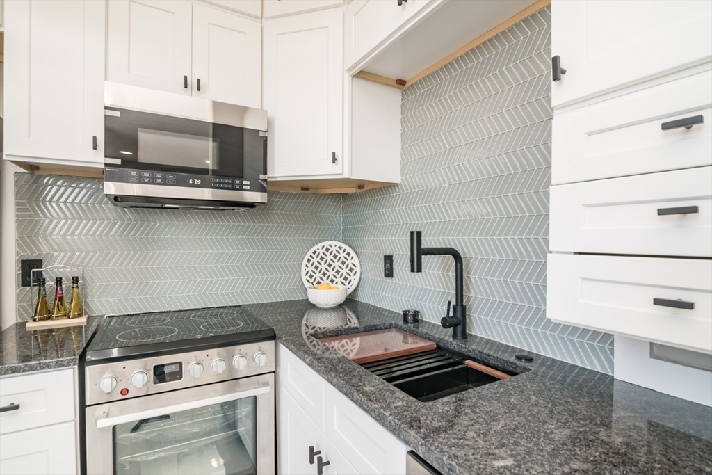 140 Chestnut Street, Unit 606 Springfield, MA 01103 - Photo 11 of 38 Gallery Image 11