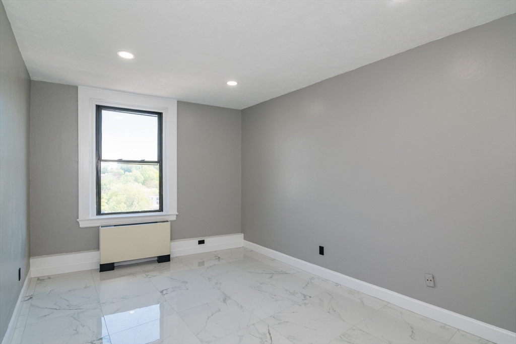 140 Chestnut Street, Unit 606 Springfield, MA 01103 - Photo 17 of 38 Gallery Image 17
