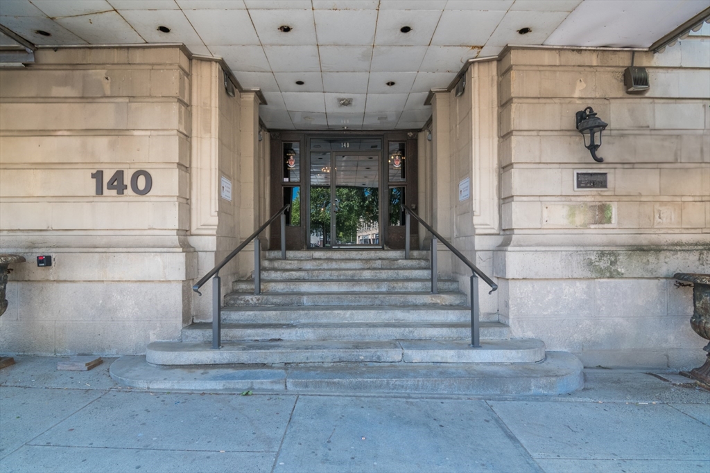 140 Chestnut Street, Unit 606 Springfield, MA 01103 - Photo 36 of 38 Gallery Image 36