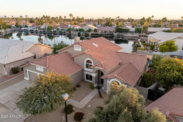 $949,000 | 7207 West Wescott Drive, Glendale, AZ 85308