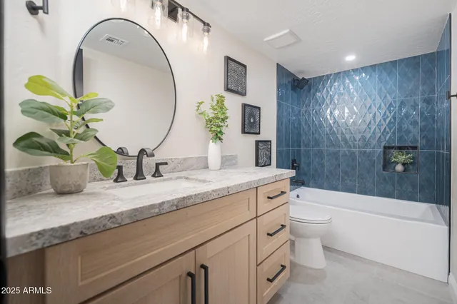 $995,000 | 7207 West Wescott Drive, Glendale, AZ 85308