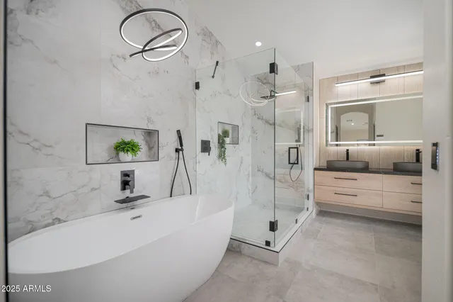 $995,000 | 7207 West Wescott Drive, Glendale, AZ 85308