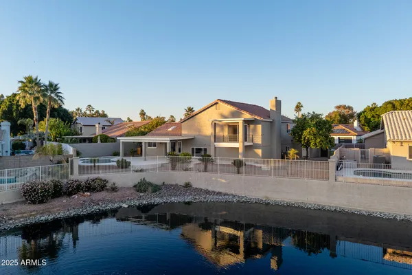 $949,000 | 7207 West Wescott Drive, Glendale, AZ 85308