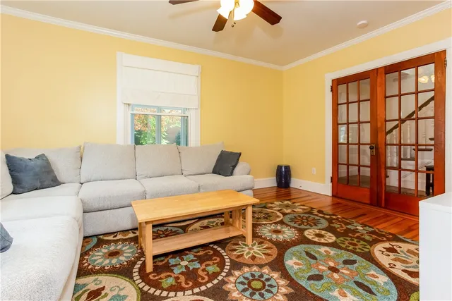 $3,400 | 22 Bateman Avenue, Newport, RI 02840