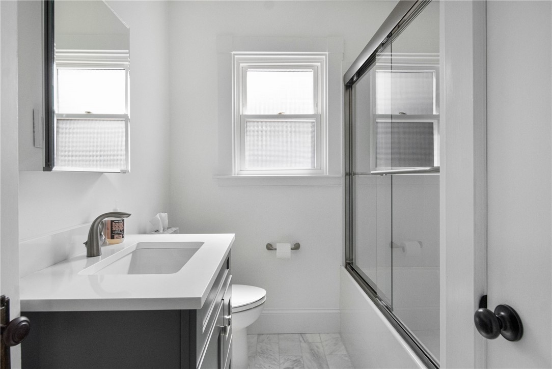 22 Bateman Avenue Newport, RI 02840 - Photo 29 of 43