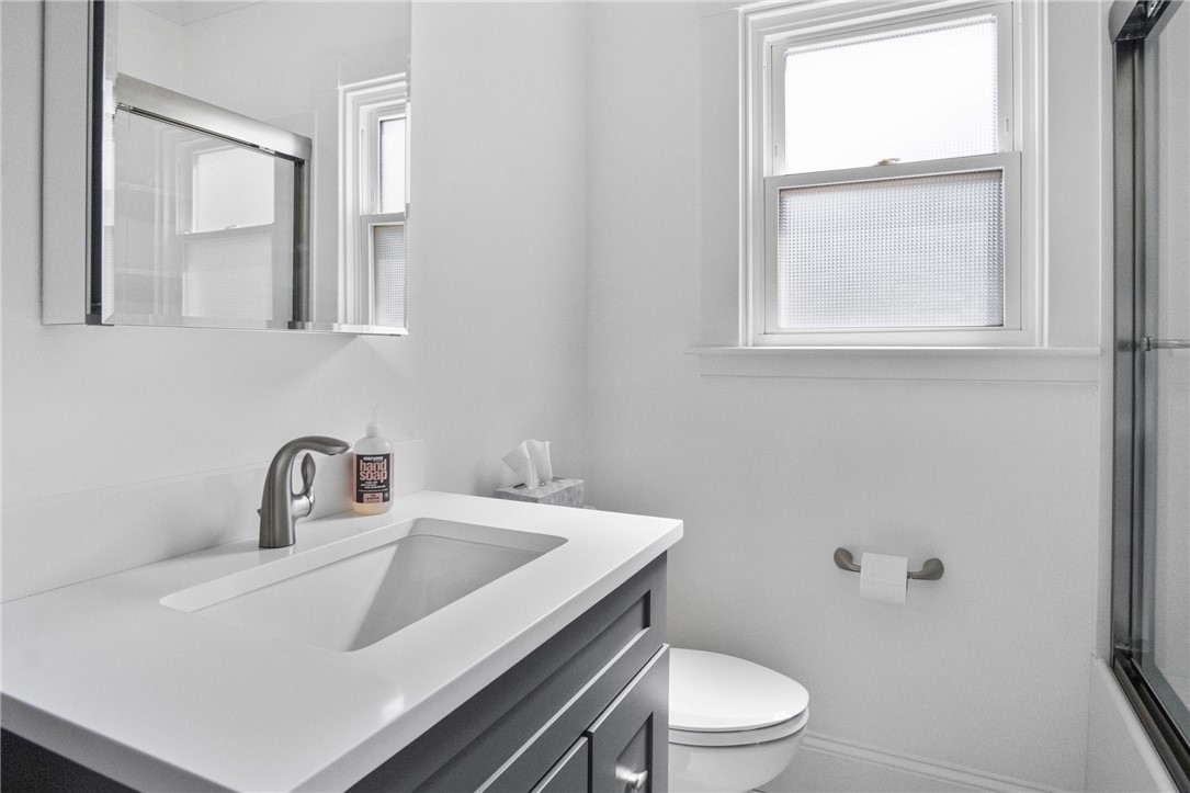 22 Bateman Avenue Newport, RI 02840 - Photo 30 of 43