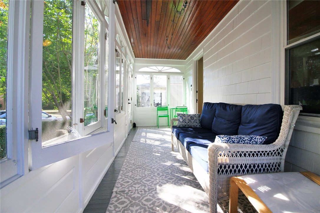 22 Bateman Avenue Newport, RI 02840 - Photo 7 of 43