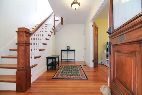 $3,400 | 22 Bateman Avenue, Newport, RI 02840