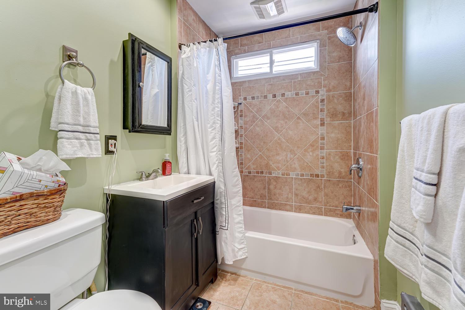 94 Marshall Road Lansdowne, PA 19050 - Photo 23 of 27 Center Hall Bath - beautifully updated