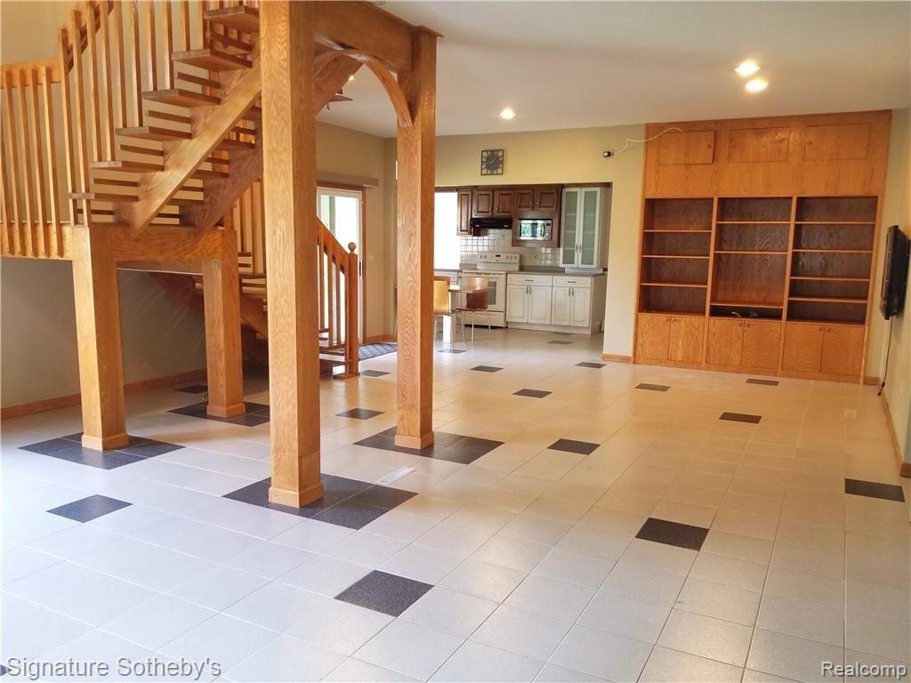 2075 Alfred Drive Troy, MI 48085 - Photo 14 of 25