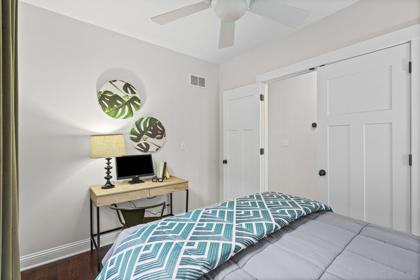 3834 North Drake Avenue Chicago, IL 60618 - Photo 16 of 45