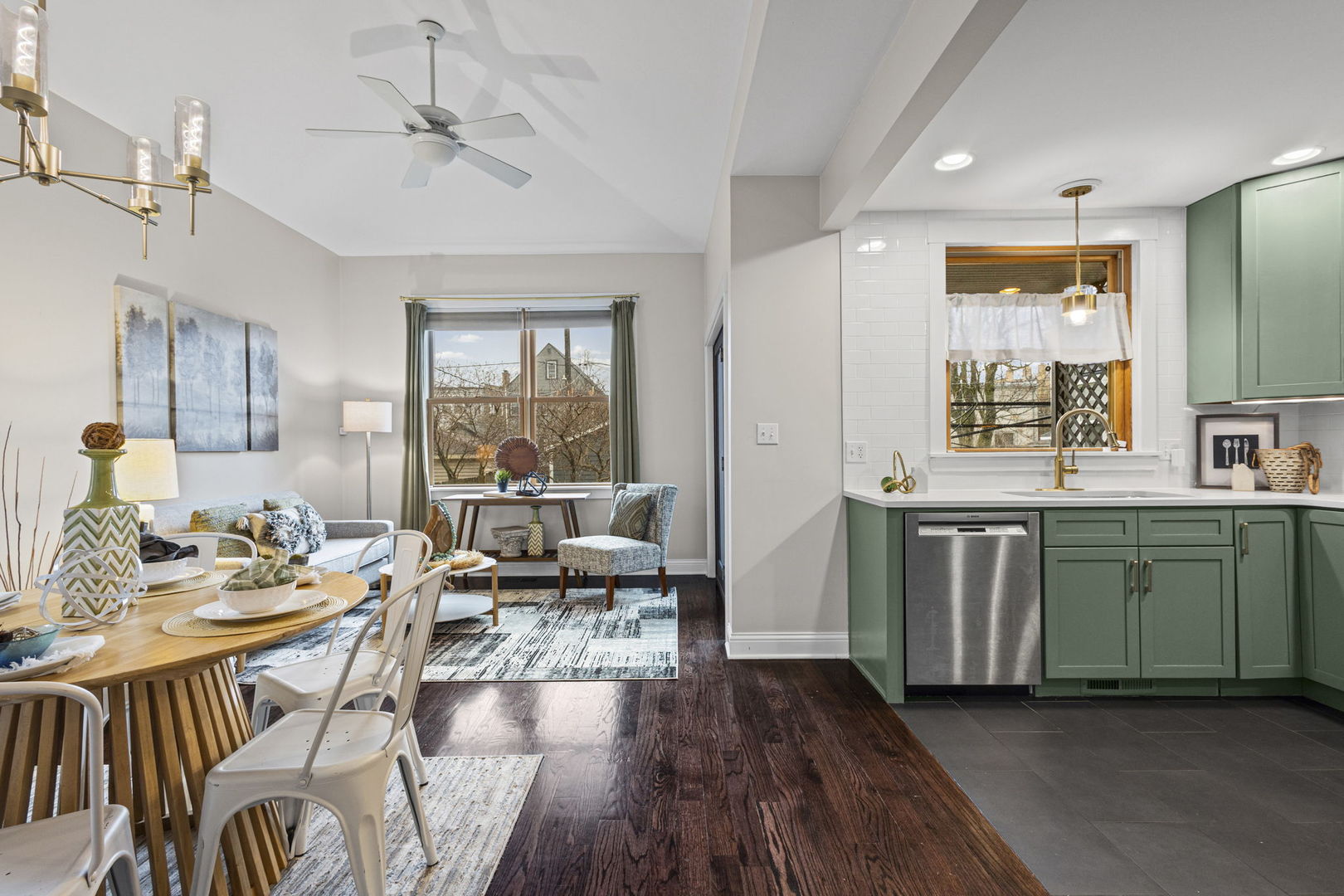 3834 North Drake Avenue Chicago, IL 60618 - Photo 6 of 45