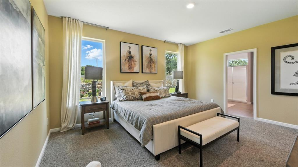 809 Hollyn Drive Decatur, TX 76234 - Photo 11 of 33