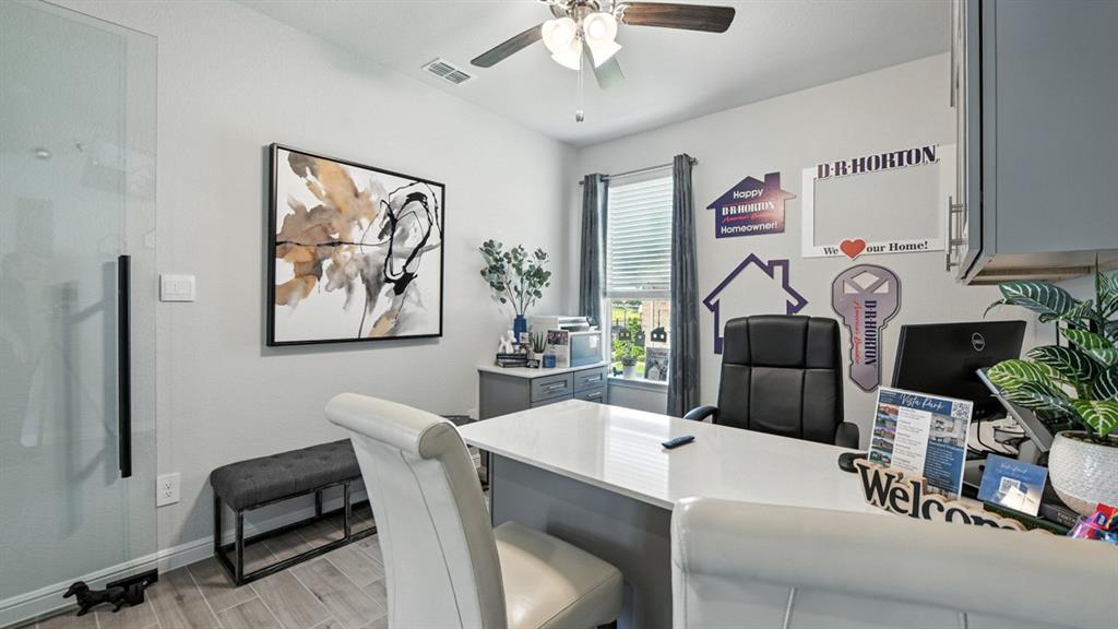 809 Hollyn Drive Decatur, TX 76234 - Photo 25 of 33