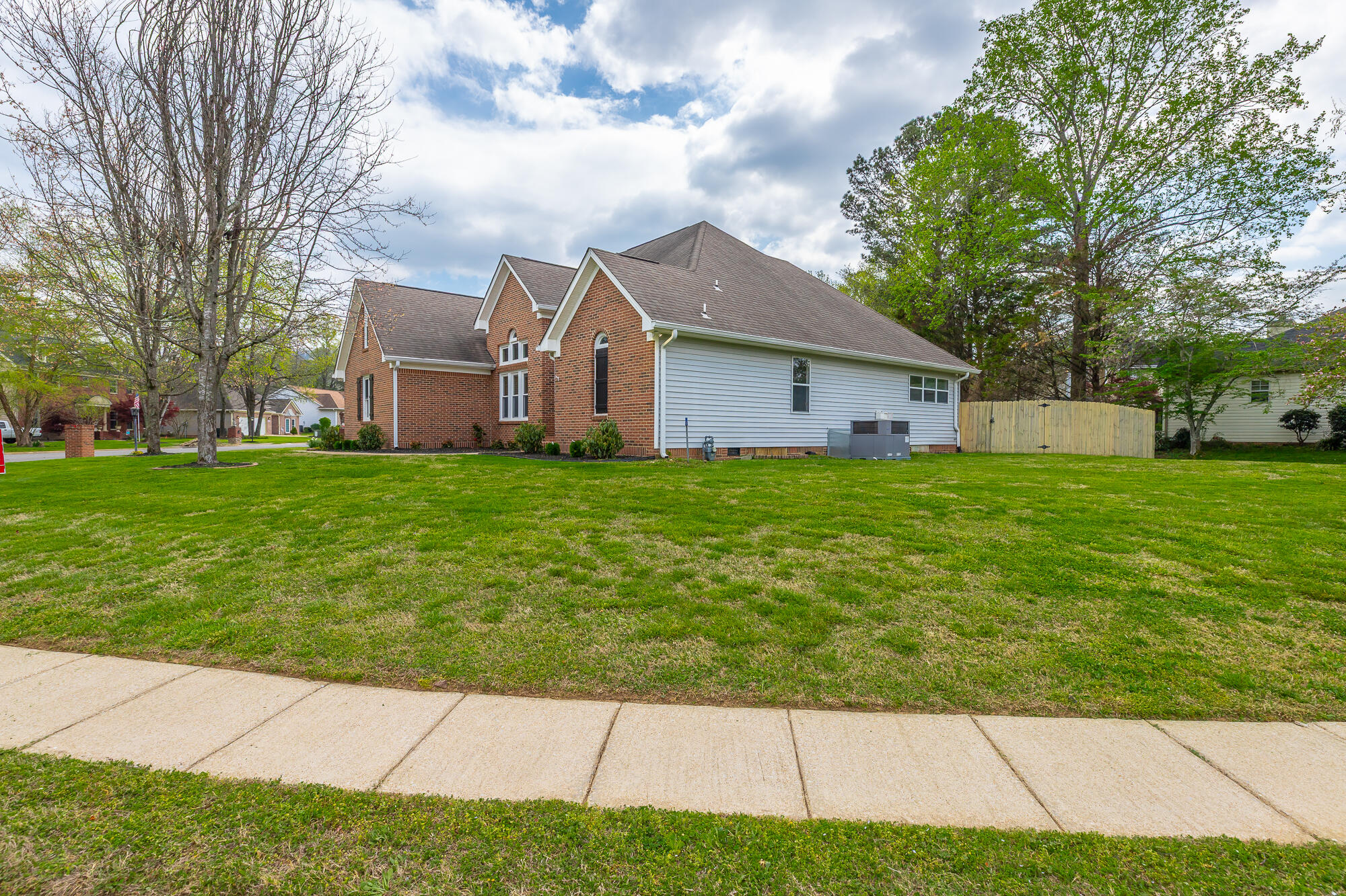 1618 Gunston Hall Road Hixson, TN 37343 - Photo 9 of 82 1618 Gunston Hall Road HD-85