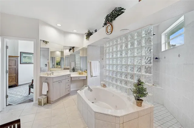 $850,000 | 2111 Muskogee Trail, Nokomis, FL 34275