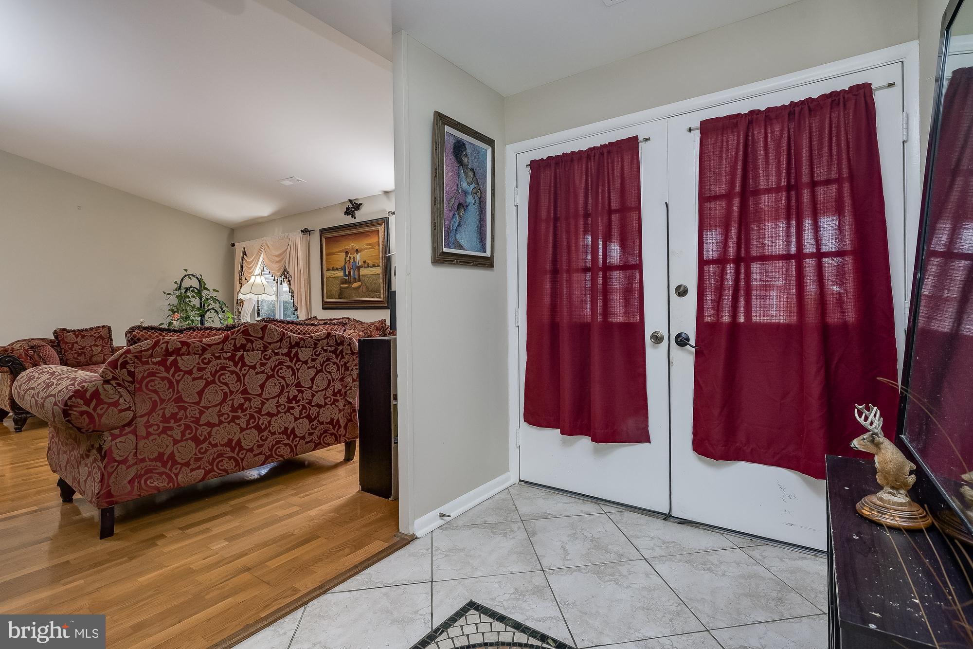 14920 Hydrus Road Silver Spring, MD 20906 - Photo 8 of 47 Gallery Image 8