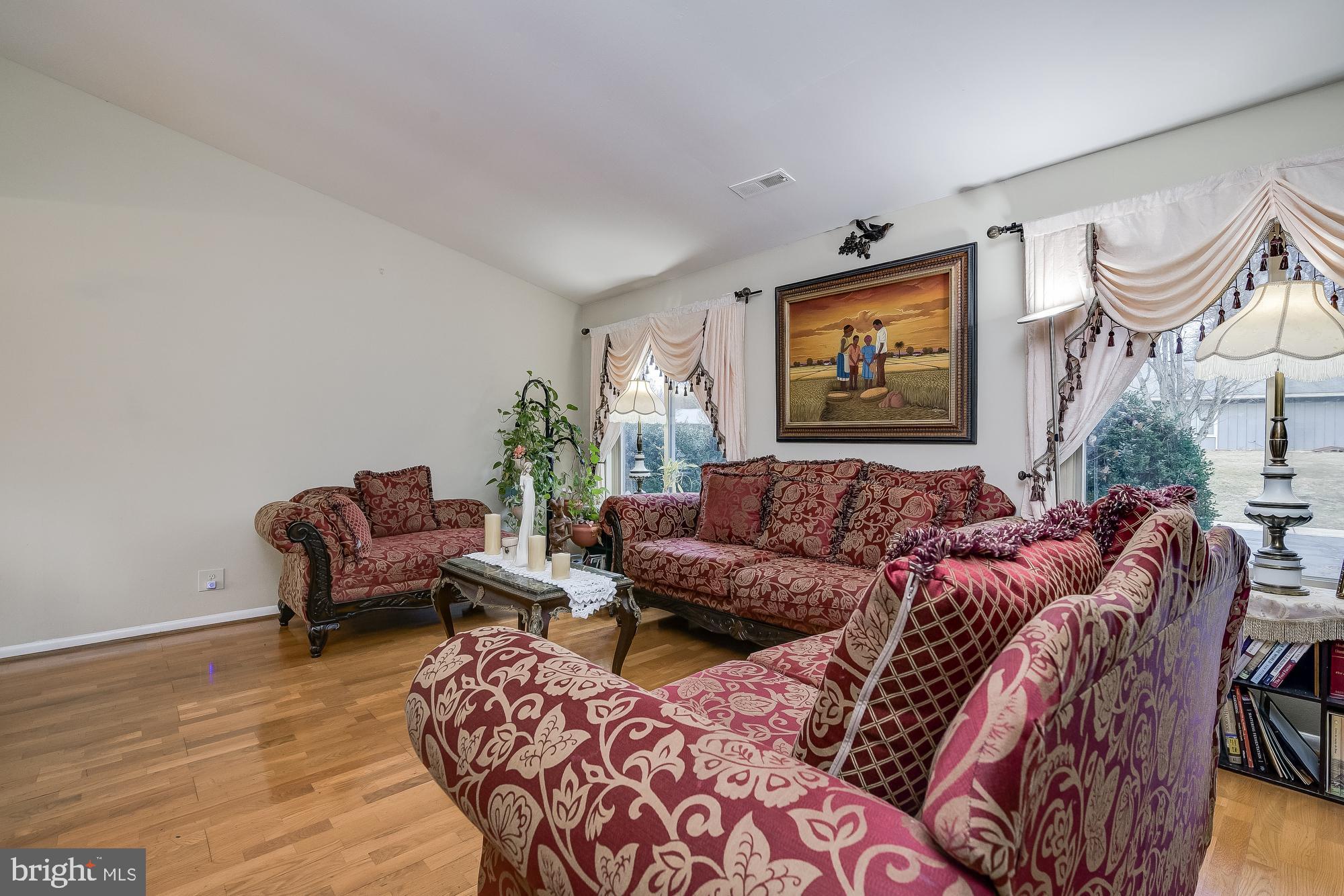 14920 Hydrus Road Silver Spring, MD 20906 - Photo 9 of 47 Gallery Image 9