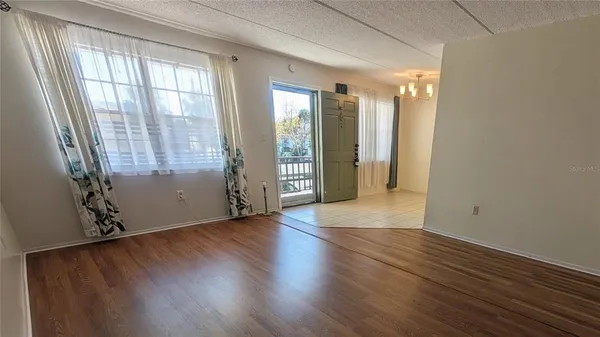 $1,275 | 11620 Park Boulevard North, Unit 209, Seminole, FL 33772