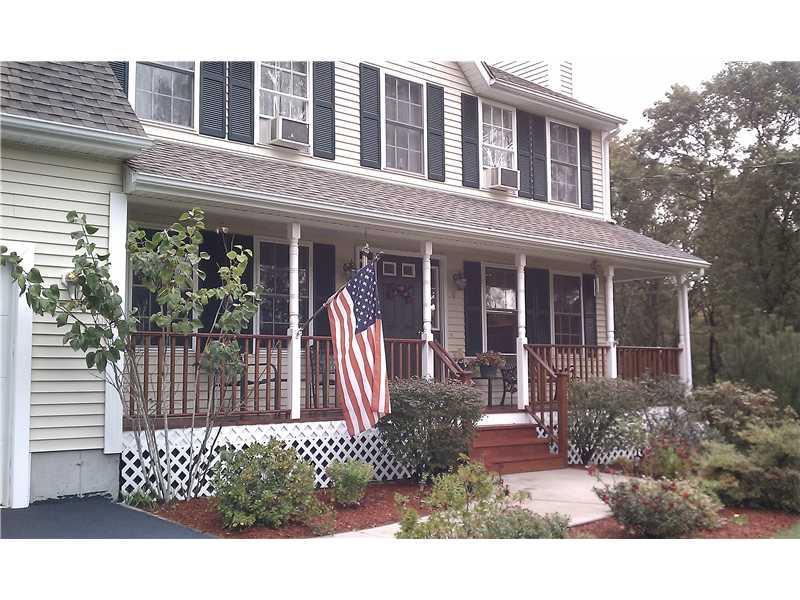 4 Christopher Road Westerly, RI 02891 - Photo 2 of 23 Patio/Deck.