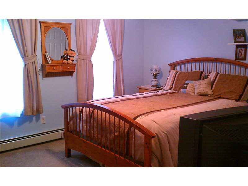4 Christopher Road Westerly, RI 02891 - Photo 9 of 23 Bedroom.
