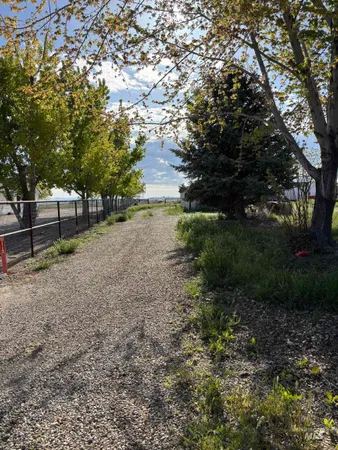 $249,900 | 5832 Stage Coach Drive, Homedale, ID 83628