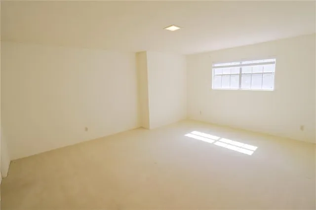 $475,000 | 1000 West 6th Street, McGregor, TX 76657