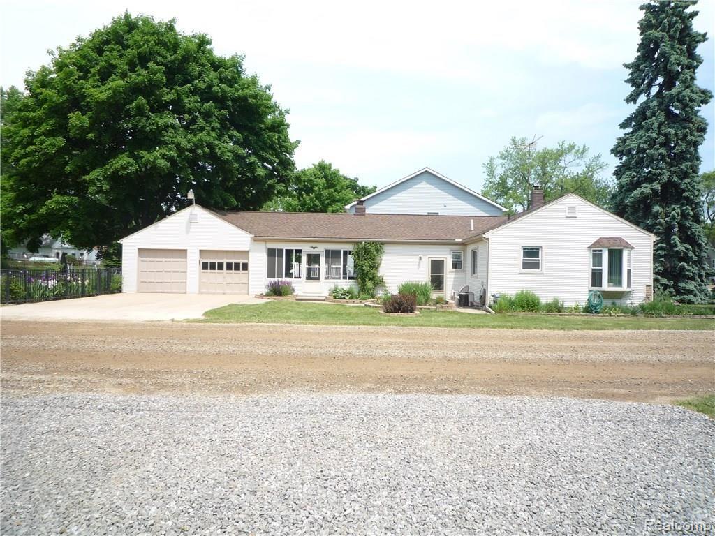 3098 York Road Rochester, MI 48309 - Photo 6 of 91 P1070989.JPG