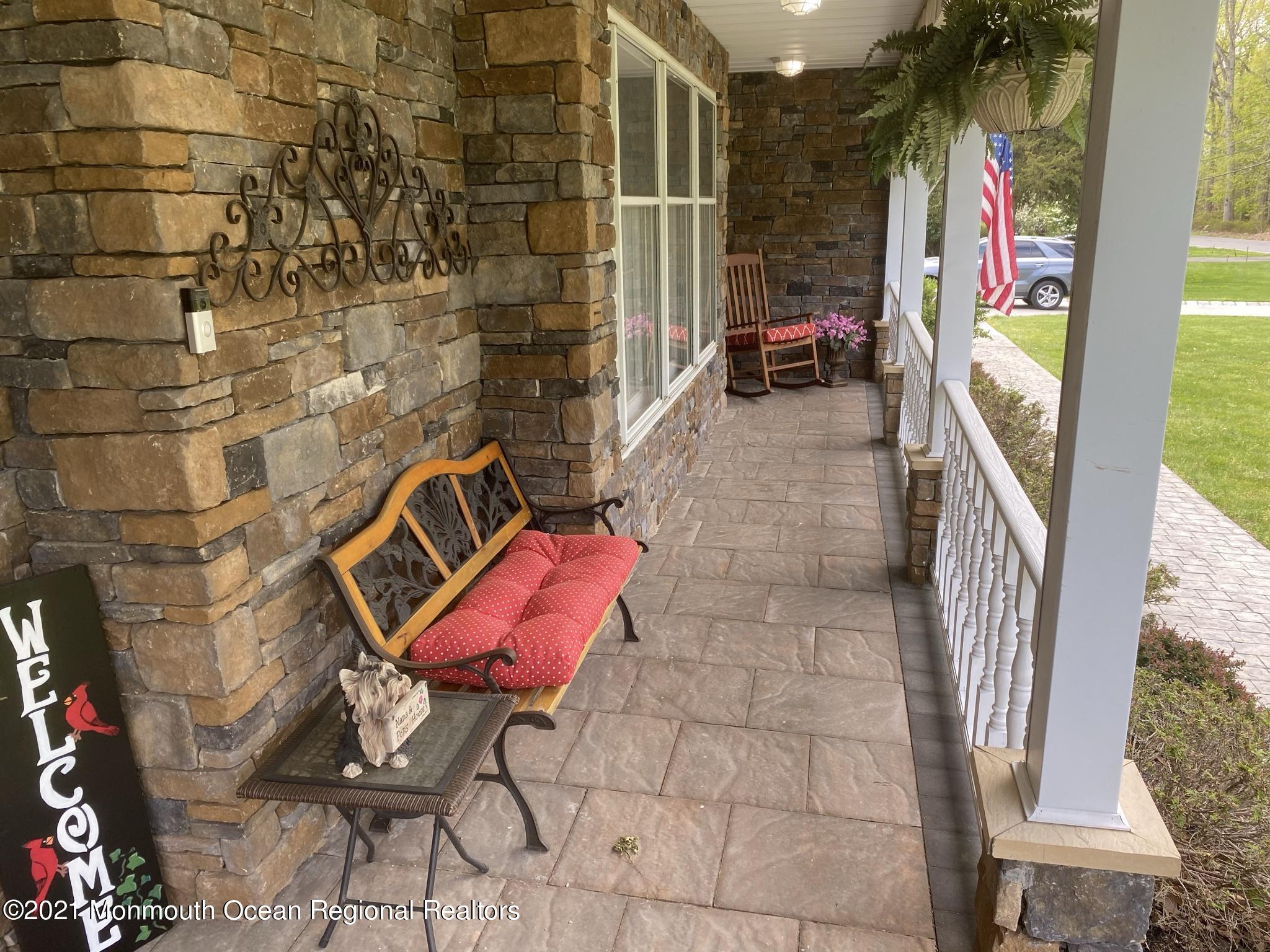 41 Merrick Road Farmingdale, NJ 07727 - Photo 8 of 48
