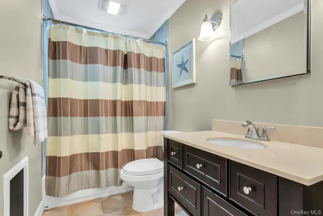 $749,000 | 5 Cody Avenue, Glen Head, NY 11545